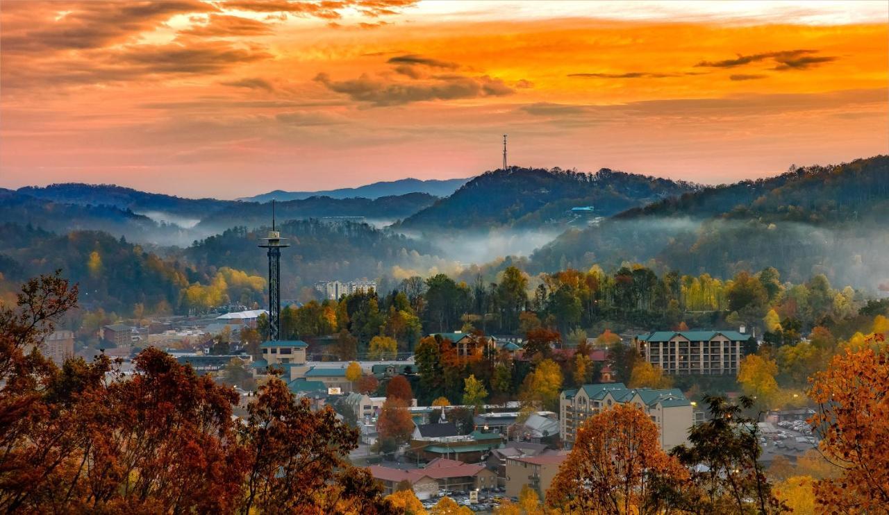 Great Expectations, 3 Bedrooms, Fireplace, Pool Table, Hot Tub, Sleeps 10 Gatlinburg Kültér fotó