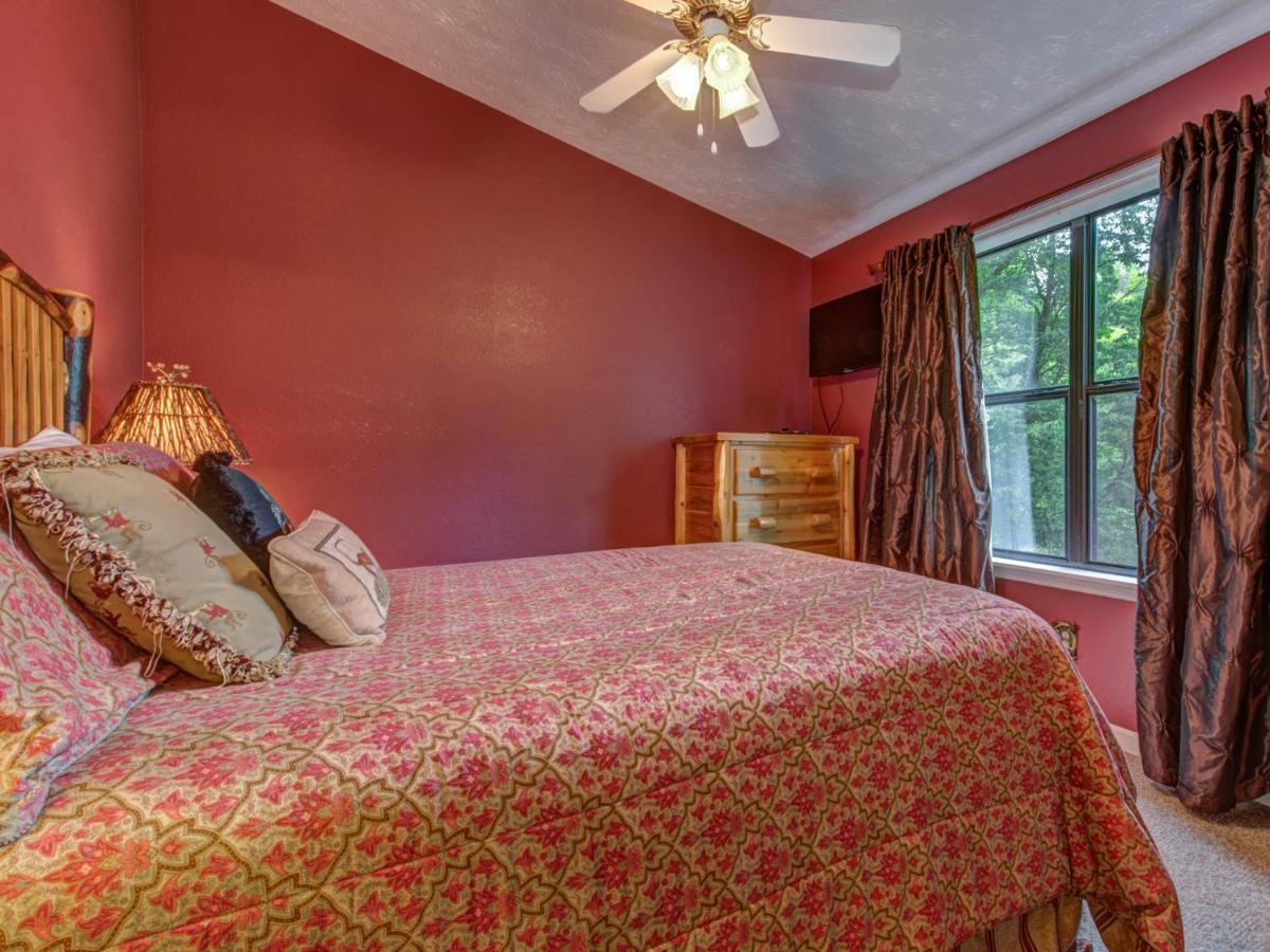 Great Expectations, 3 Bedrooms, Fireplace, Pool Table, Hot Tub, Sleeps 10 Gatlinburg Kültér fotó